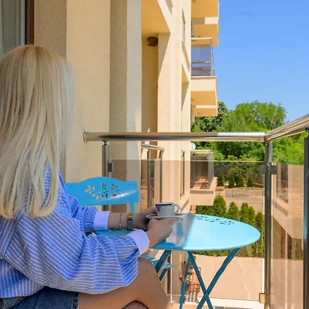 Azur 74 * Shkorpilovtsi