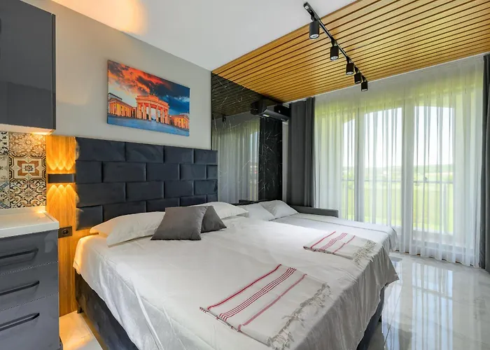 Azur 7 * Shkorpilovtsi