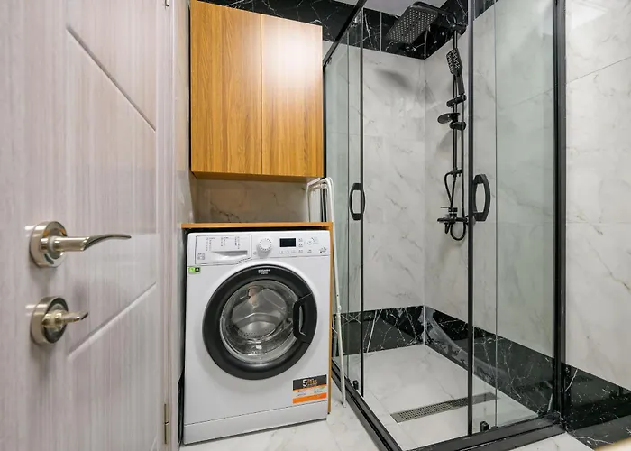 Azur 7 Shkorpilovtsi